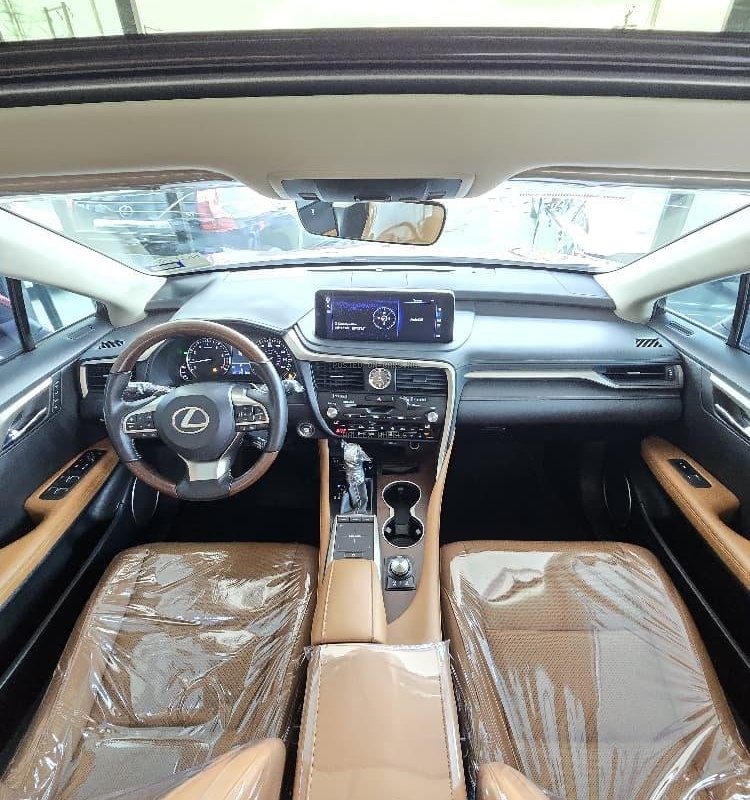 A FOREIGN USED 2020 LEXUS RX350L FOR SALE image