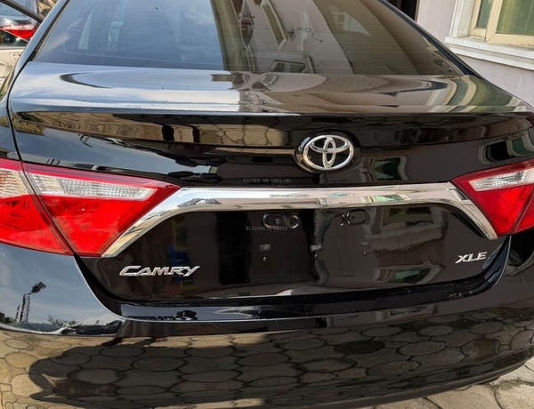 Foreign Used Toyota Camry 2016 for Sale In Lagos