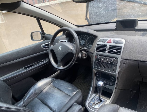 Clean Foreign Used PEUGEOT 307 SW for Sale In Ibadan