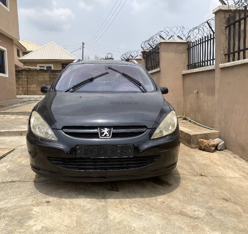 Clean Foreign Used PEUGEOT 307 SW for Sale In Ibadan image