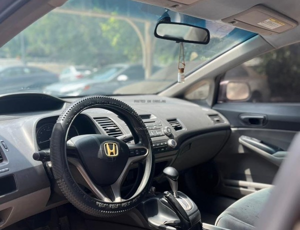 Nigerian Used iRobort Honda Civic 2010