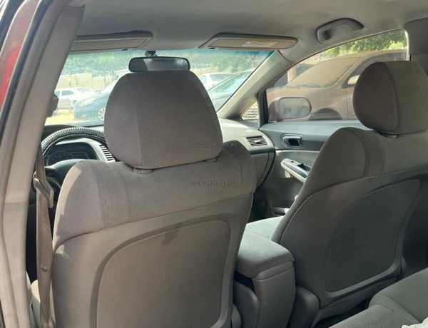 Nigerian Used iRobort Honda Civic 2010