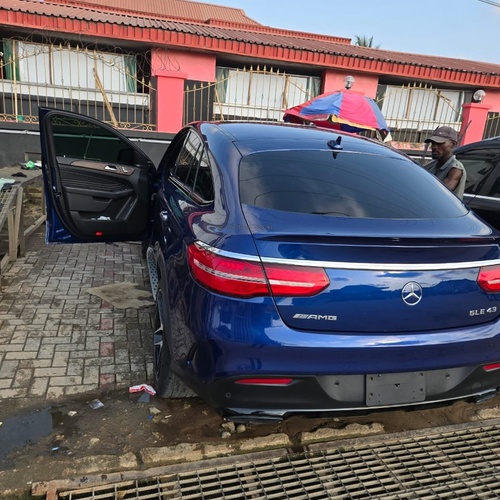 Mercedes-Benz GLE-Class AMG GLE 43 4MATIC 2018 Blue