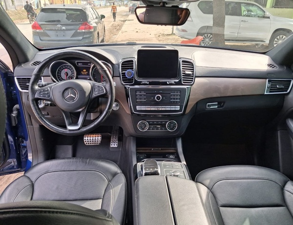 Mercedes-Benz GLE-Class AMG GLE 43 4MATIC 2018 Blue