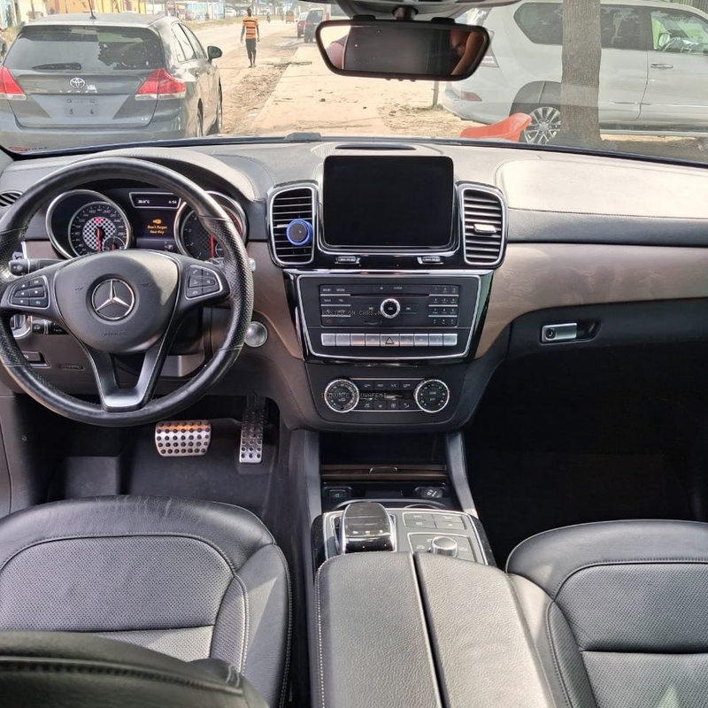 Mercedes-Benz GLE-Class AMG GLE 43 4MATIC 2018 Blue image