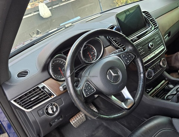 Mercedes-Benz GLE-Class AMG GLE 43 4MATIC 2018 Blue