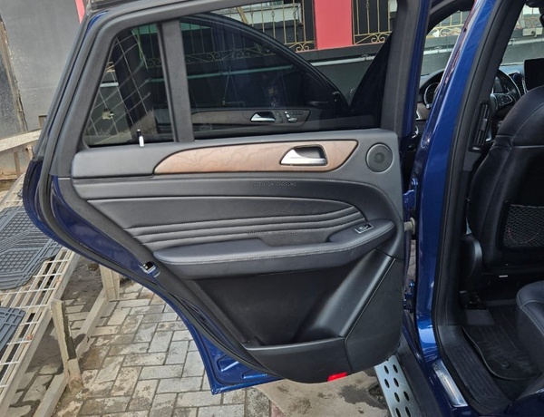 Mercedes-Benz GLE-Class AMG GLE 43 4MATIC 2018 Blue