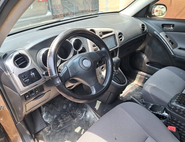 Toyota Matrix 2006 XR for Sale In Lagos