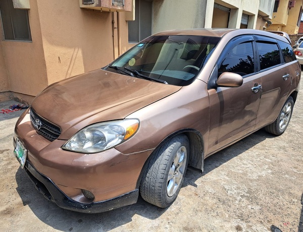 Toyota Matrix 2006 XR for Sale In Lagos