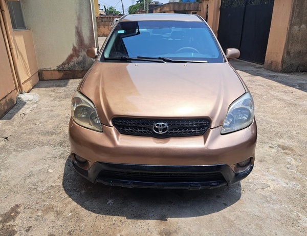 Toyota Matrix 2006 XR for Sale In Lagos