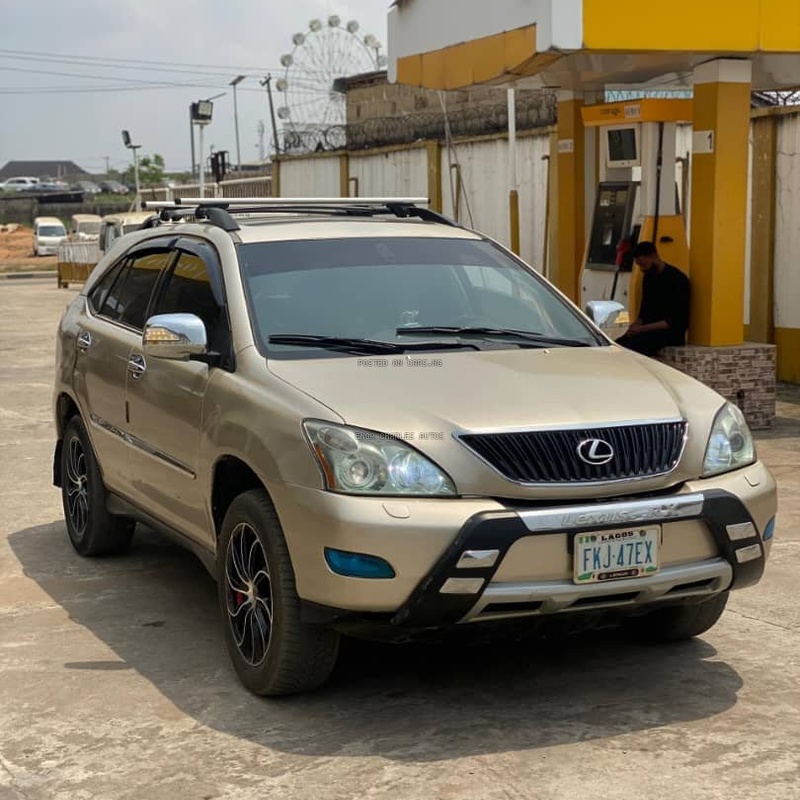 Extremely Super Clean  2006 Lexus RX330 image