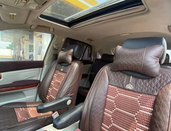 Extremely Super Clean  2006 Lexus RX330