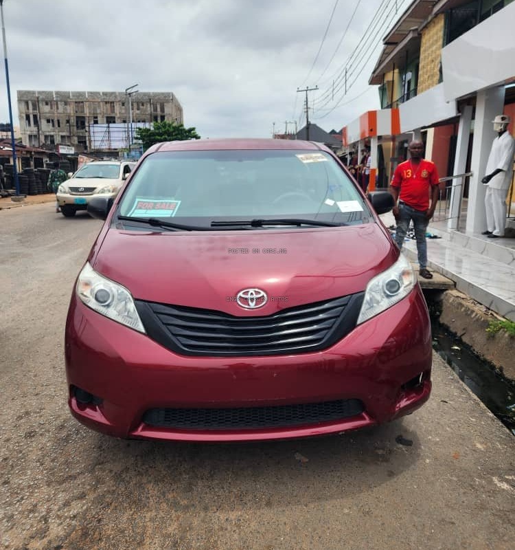 Direct Belgium 2012 Toyota Sienna for Sale In Owerri image