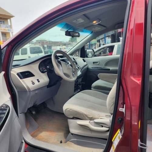 Direct Belgium 2012 Toyota Sienna for Sale In Owerri