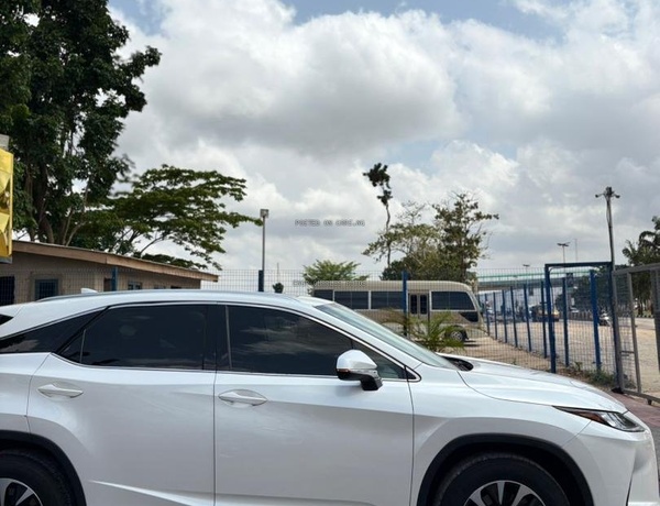 Foreign Used Lexus RX300 2020 model for Sale In Lagos
