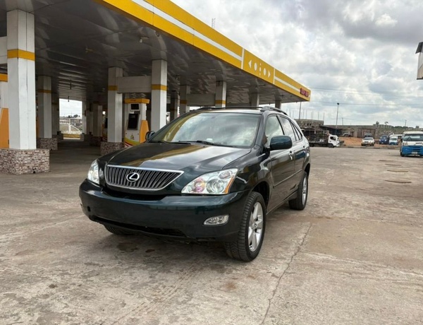 Slightly Used  2006 Lexus RX330 for Sale