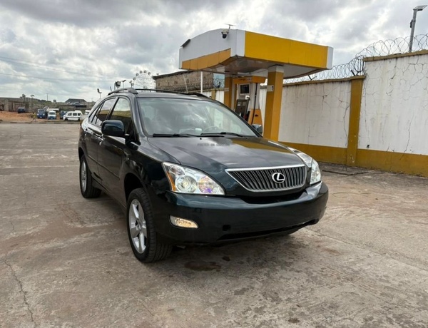 Slightly Used  2006 Lexus RX330 for Sale