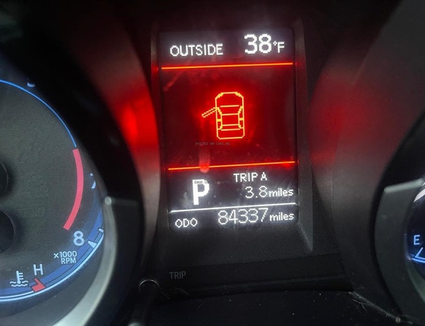 Direct Toks 2015 TOYOTA COROLLA for Sale In Lagos