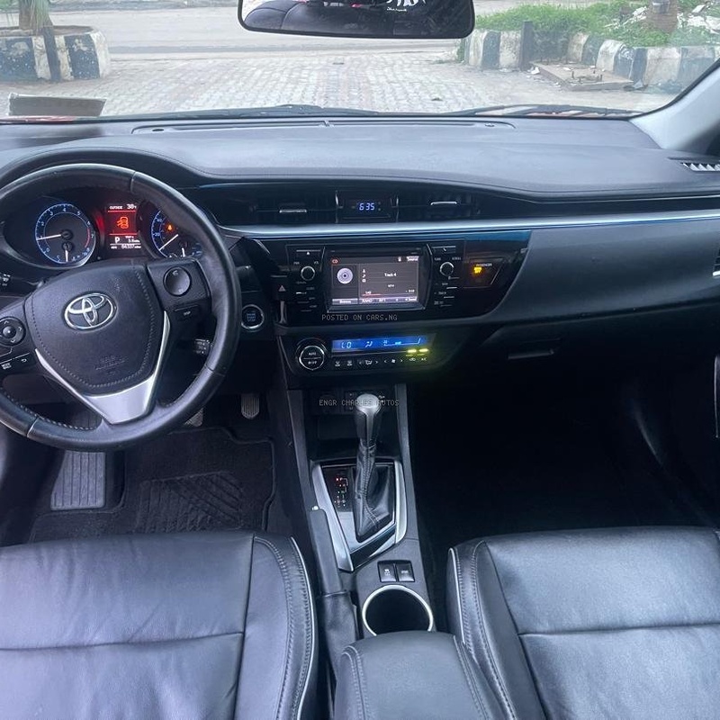 Direct Toks 2015 TOYOTA COROLLA for Sale In Lagos image