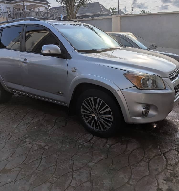 Toyota RAV4 2011 -Silver for Sale In Lagos image