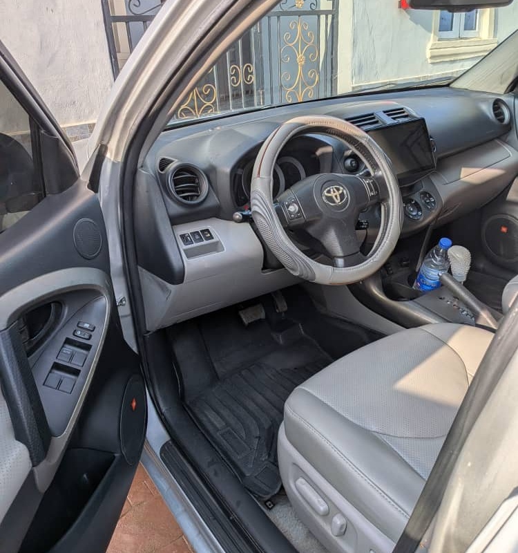 Toyota RAV4 2011 -Silver for Sale In Lagos image