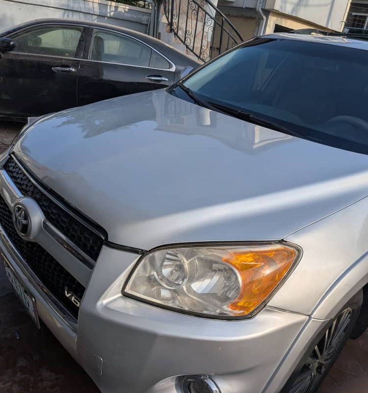 Toyota RAV4 2011 -Silver for Sale In Lagos image