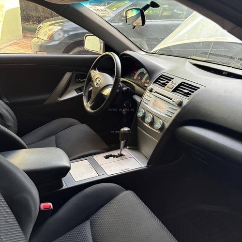 2007 Toyota Camry SE (Sport Edition)