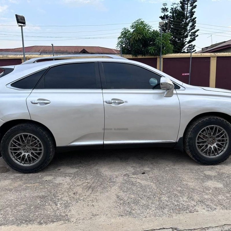 Lexus Rx350 2011 full option image