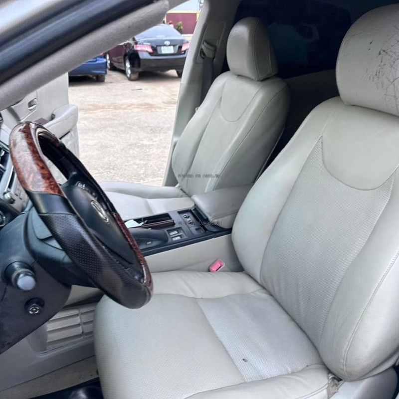 Lexus Rx350 2011 full option image