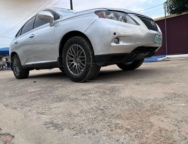 Lexus Rx350 2011 full option