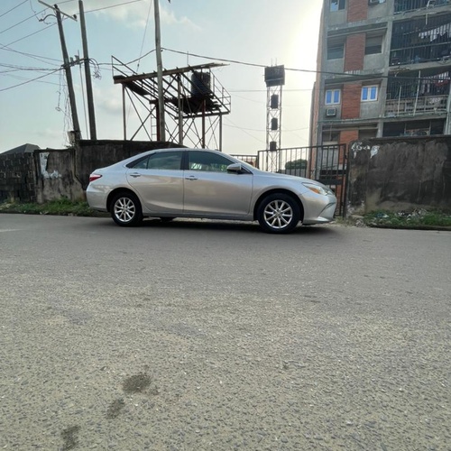 Foreign Used Toyota Camry LE 2015 for Sale In Lagos