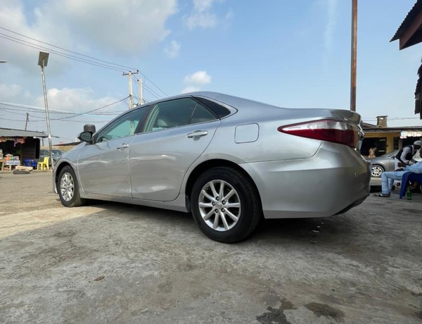 Foreign Used Toyota Camry LE 2015 for Sale In Lagos