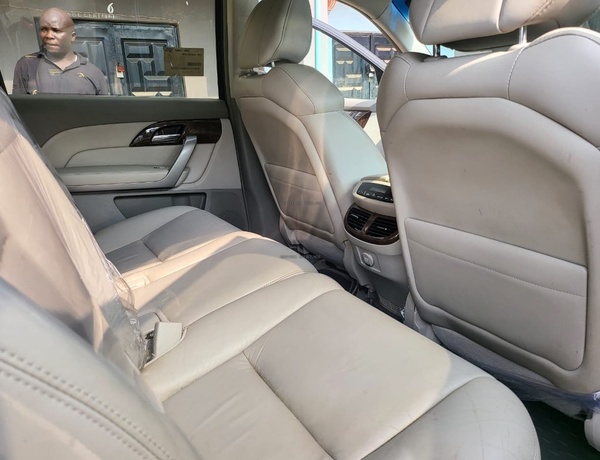 FOREIGN USED MDX 2011 FOR SALE IN LAGOS