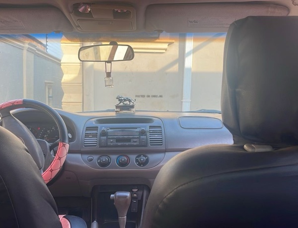 TOYOTA CAMRY 2004 IN LAGOS