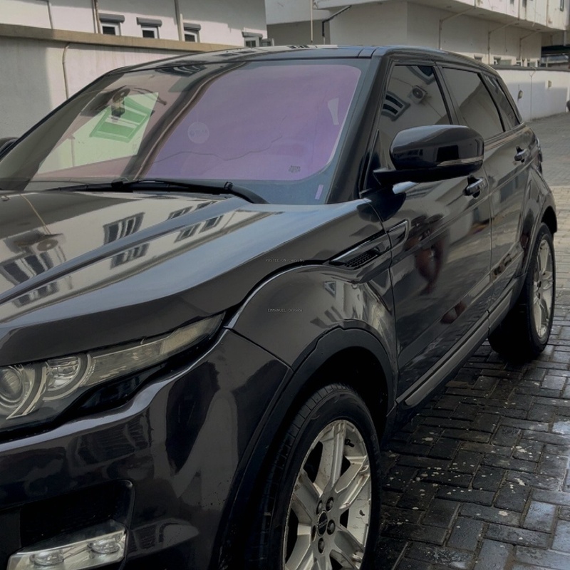 Land Rover Range Rover Evoque Pure Plus 2012 image