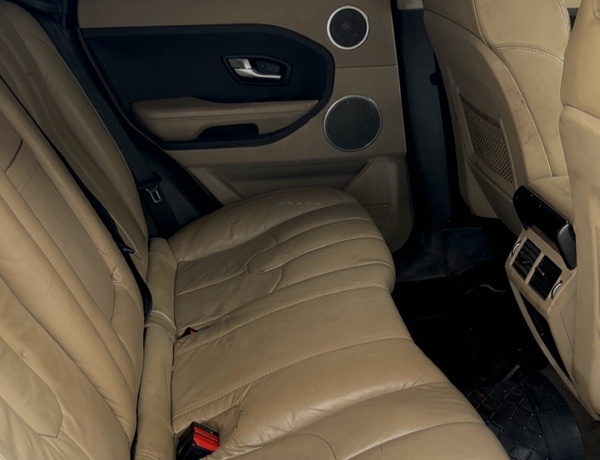 Land Rover Range Rover Evoque Pure Plus 2012