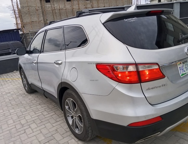Hyundai Santa Fe 2015 for Sale In Rivers State
