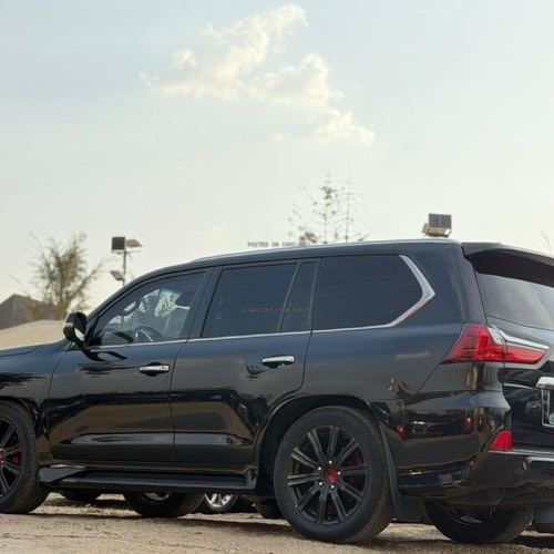 2017 LEXUS LX570 BELGIUM STANDARD  PERFECT V8 ENGINE PRISTINE