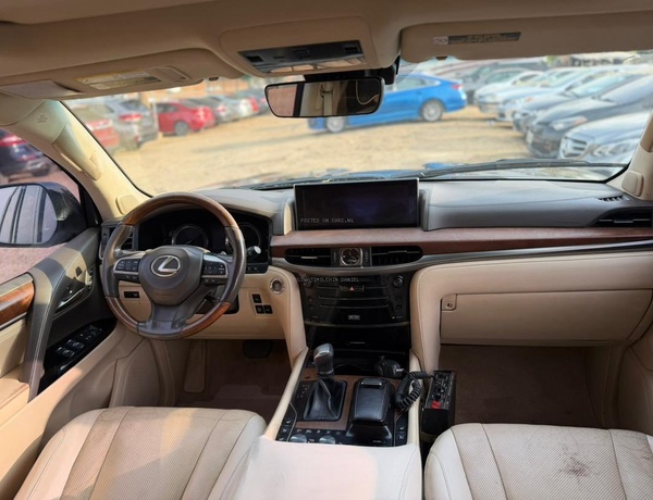 2017 LEXUS LX570 BELGIUM STANDARD  PERFECT V8 ENGINE PRISTINE