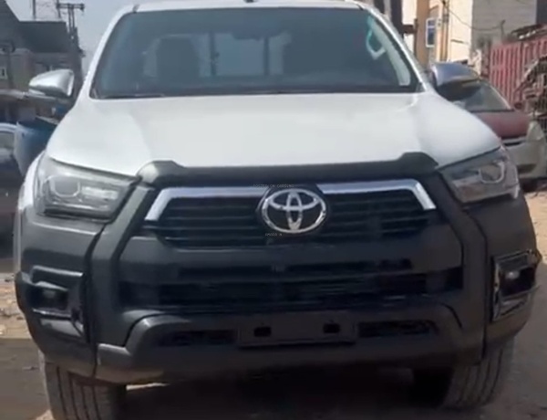 Foreign Used Toyota Hilux 2025 for Sale In Lagos