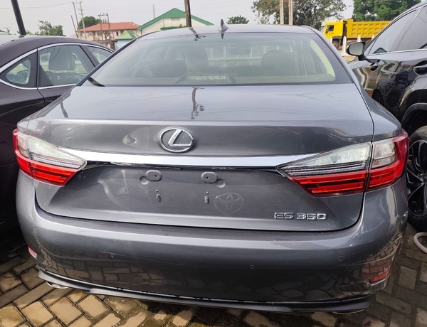 Lexus ES 350 2016 Model Foreign Used