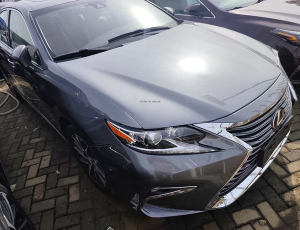 Lexus ES 350 2016 Model Foreign Used