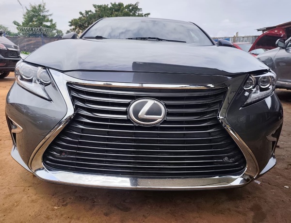 Lexus ES 350 2016 Model Foreign Used