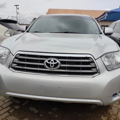 Toyota Highlander 2009 Limited Edition. Foreign Used