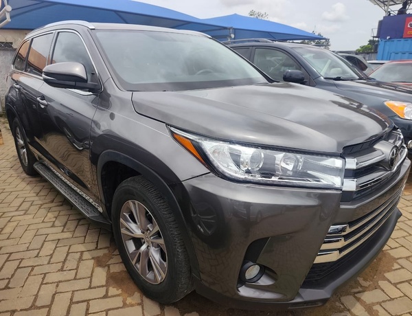 Toyota Highlander 2016 XLE Edition Foreign Used