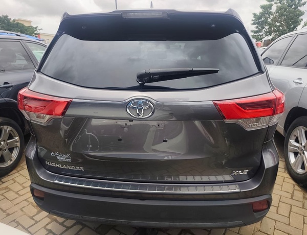 Toyota Highlander 2016 XLE Edition Foreign Used