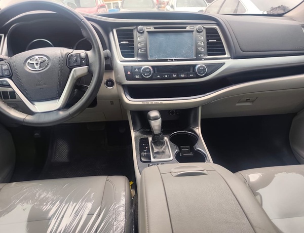 Toyota Highlander 2016 XLE Edition Foreign Used