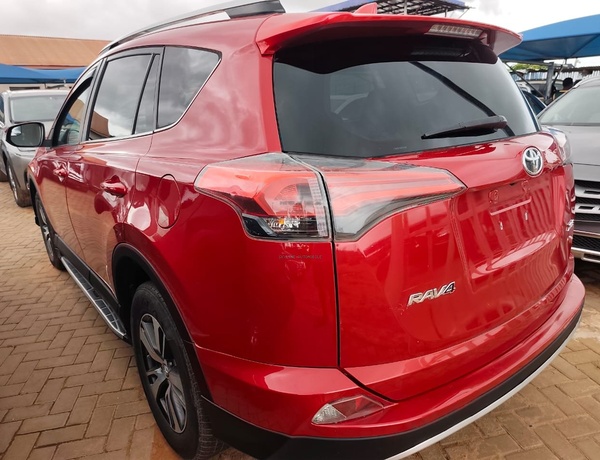 Toyota RAV4 2016 XLE Edition Foreign Used