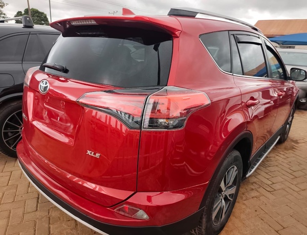 Toyota RAV4 2016 XLE Edition Foreign Used