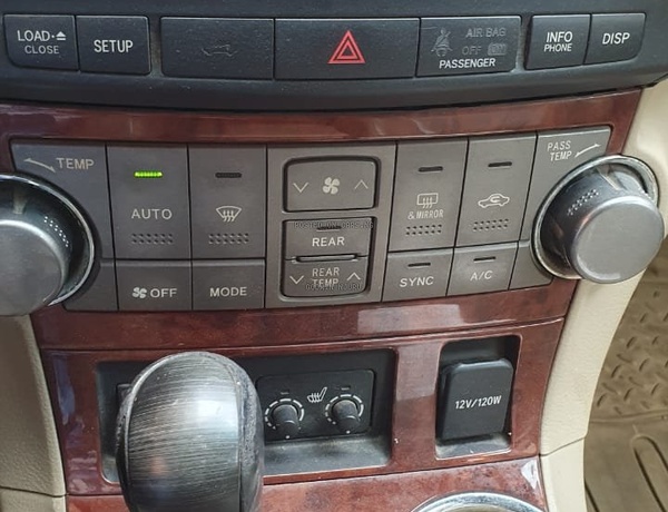 Toyota Highlander 2012 for Sale In Lagos